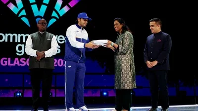 Goodbye Glasgow, hello Ahmedabad: Neeraj Chopra, PT Usha receive CWG flag as India