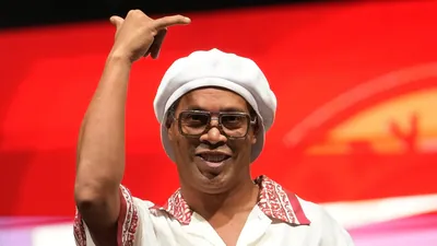 Ravenna president Ignazio Cipriani has confirmed that Ronaldinho will take the field in an official
