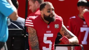 San Francisco 49ers wide receiver Mike Evans was forced to leave Sunday's matchup