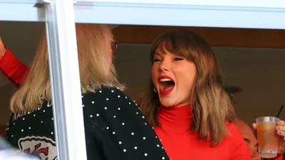 Taylor Swift had a warm reunion with her mother-in-law, Donna Kelce, during the Kansas City